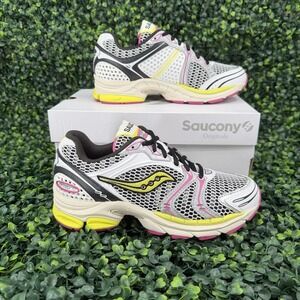 Saucony ProGrid Triumph Running Shoes Womens 7.5 Mens 6 White/Fluo Mesh‎ Comfort